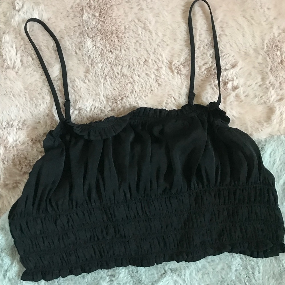 Melrose and market black crop tank